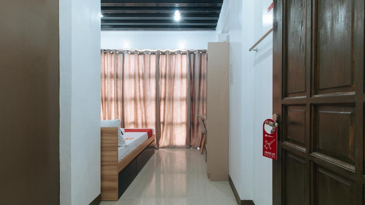 Reddoorz Near Iloilo International Airport Hotel Cabatuan Kültér fotó